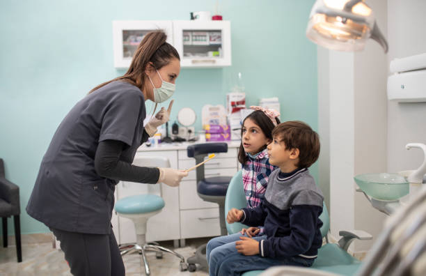 Best Emergency Dental Care  in Maywood Park, OR